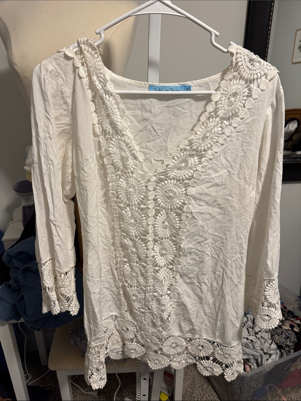 Solitaire Cream Crochet V-Neck Tunic